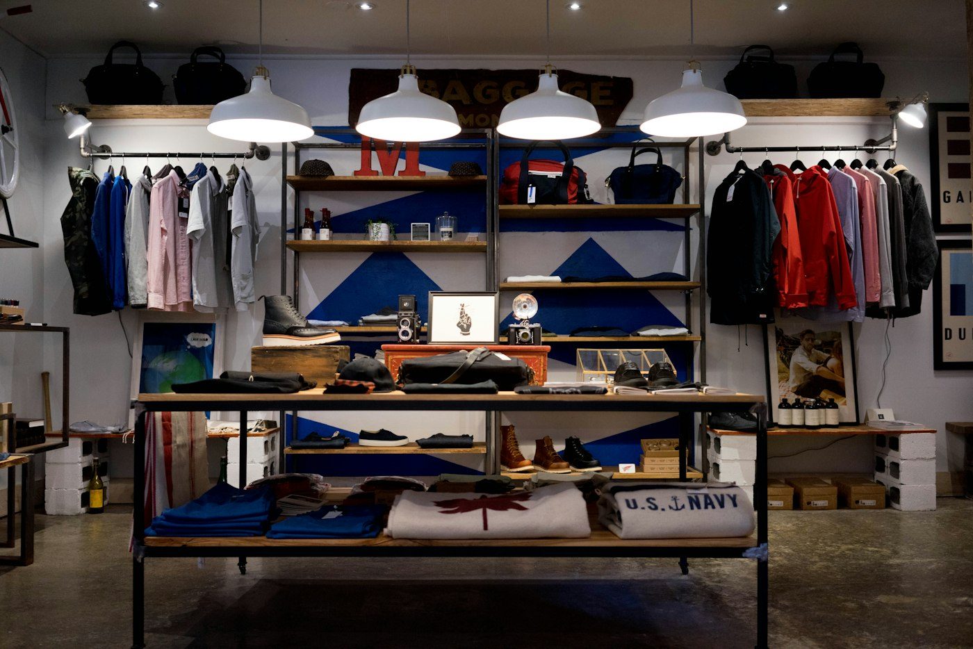 Retail, Food, E-commerce & Distribution